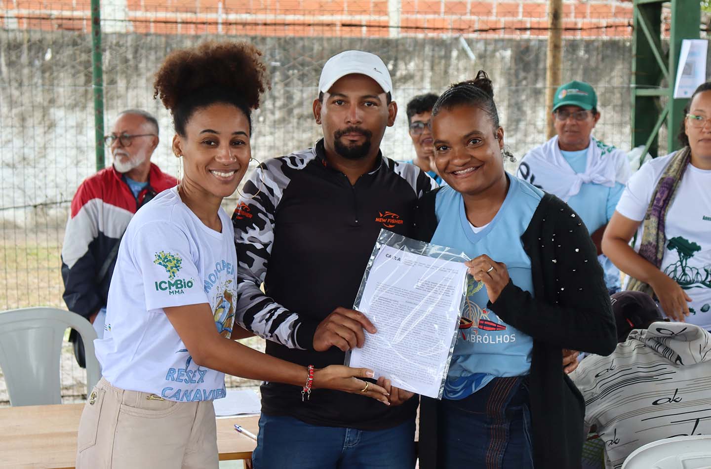 Assinatura de contratos garante 42 casas populares para comunidades pesqueiras — foto 3