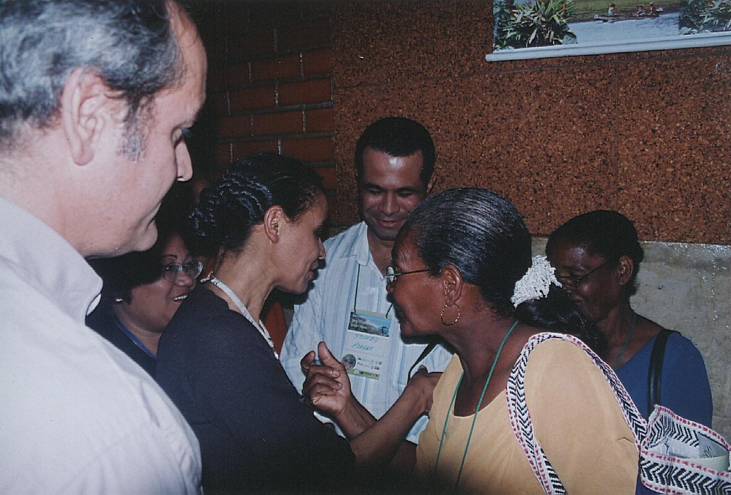 2006 - Encontro com a ministra Marina Silva fortaleceu a articulação pela criação da RESEX Canavieiras